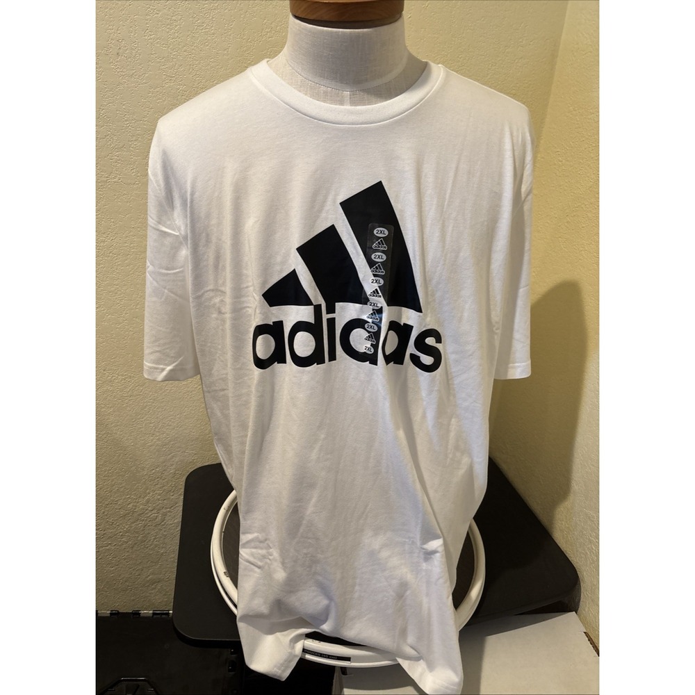 Adidas Mens T-Shirt White Graphic Spellout IC9349 Sz 2XL Short Sleeves NEW
